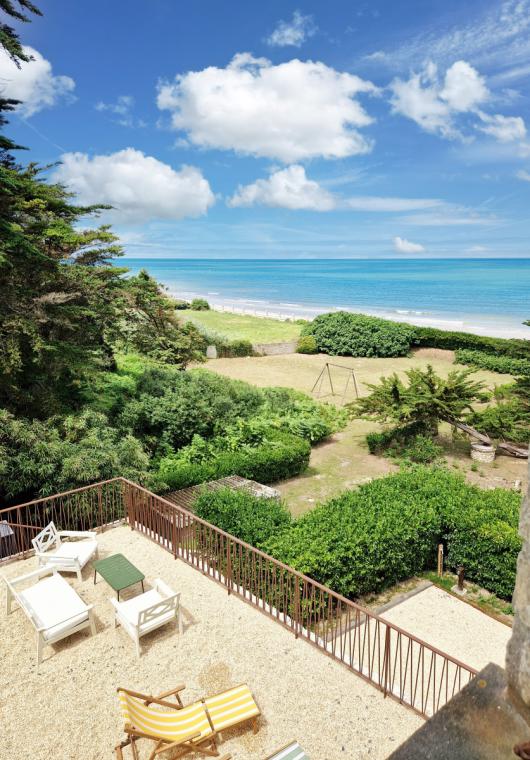 Dans le Calvados, à Vierville-sur-Mer, une villa surplombant Omaha Beach - photo  n°27